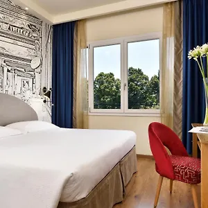 Hotel Fh55 Grand Mediterraneo, Florence